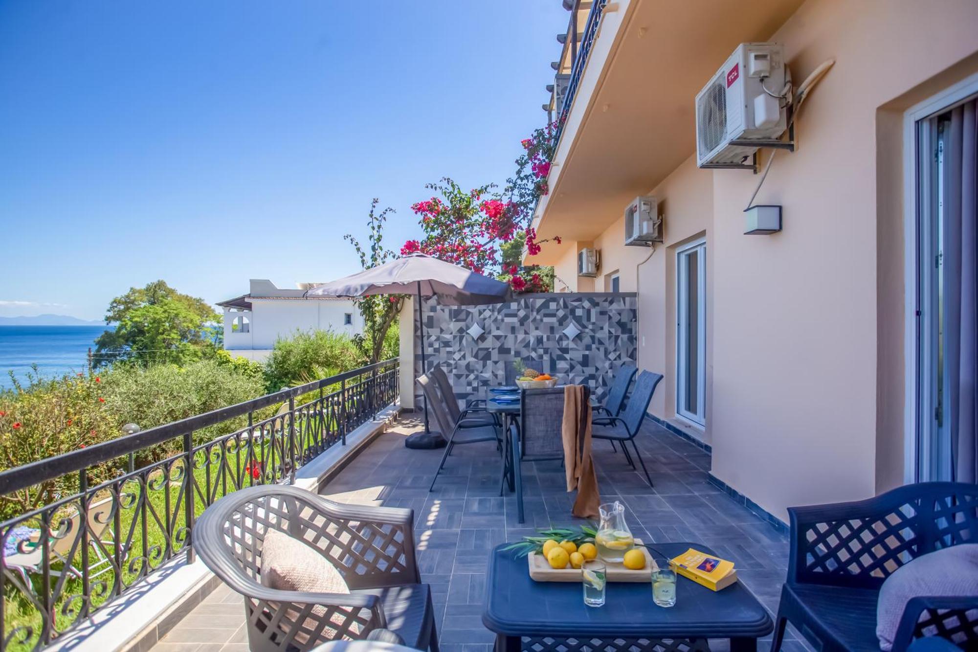 Apartamento Ionian Kaizer Boutique Achílleion Exterior foto