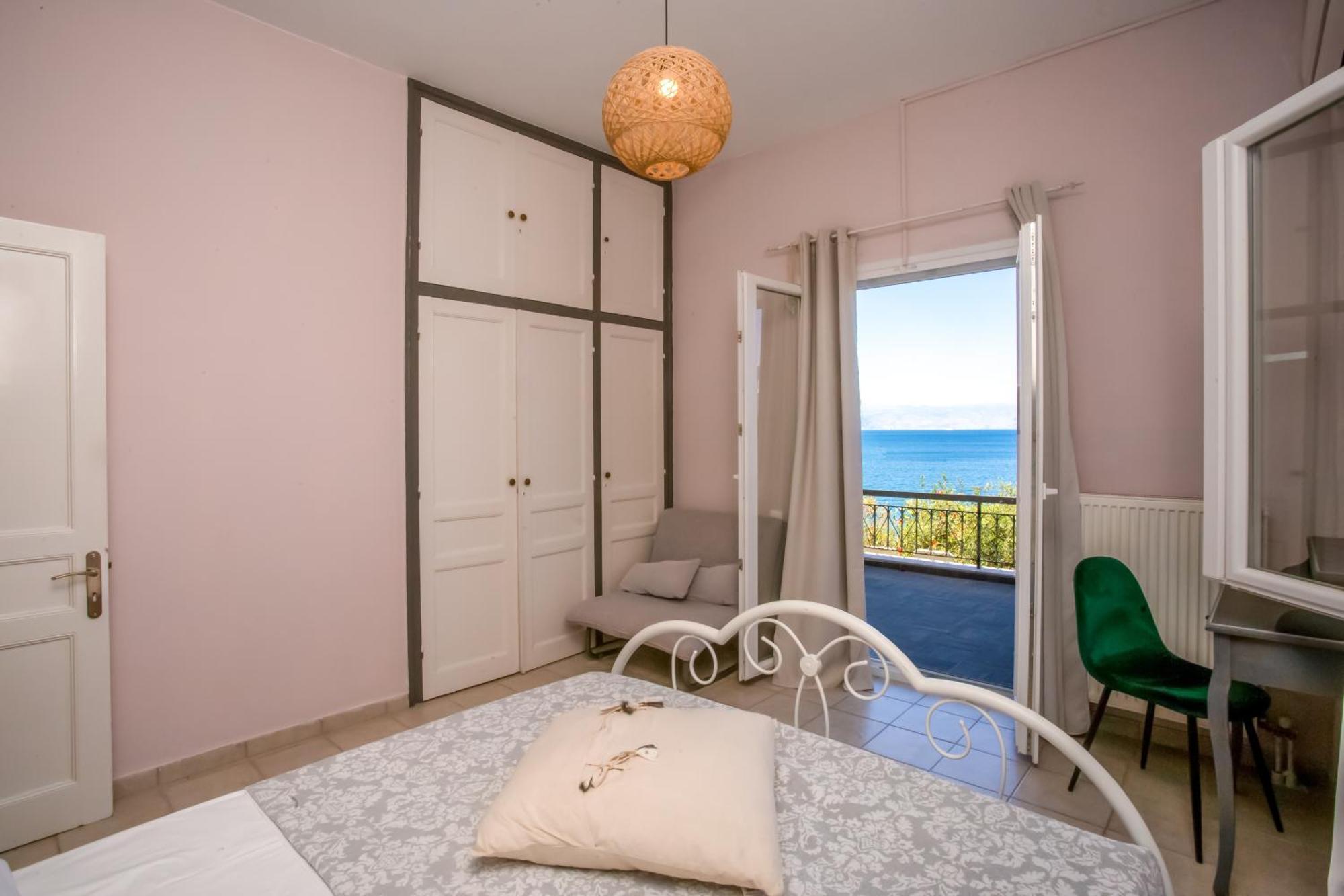 Apartamento Ionian Kaizer Boutique Achílleion Exterior foto